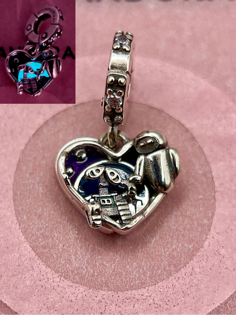 Pandora Disney Pixar WALL-E & EVE Love Heart Glow In The Dark Dangle Charm
